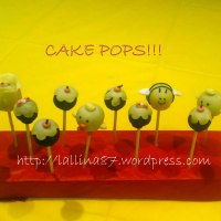 Cake pops colorati tra fiori, apette, pulcini e dolcetti!